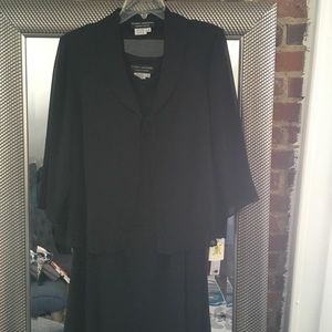 Donna Morgan special occasion dress NWT